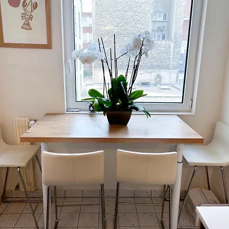 Lägenhet Cozy Monceau