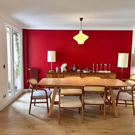 Cozy Monceau Apartment