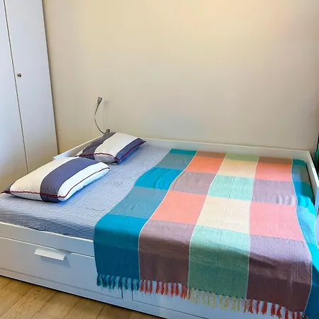 Daire Cozy Monceau